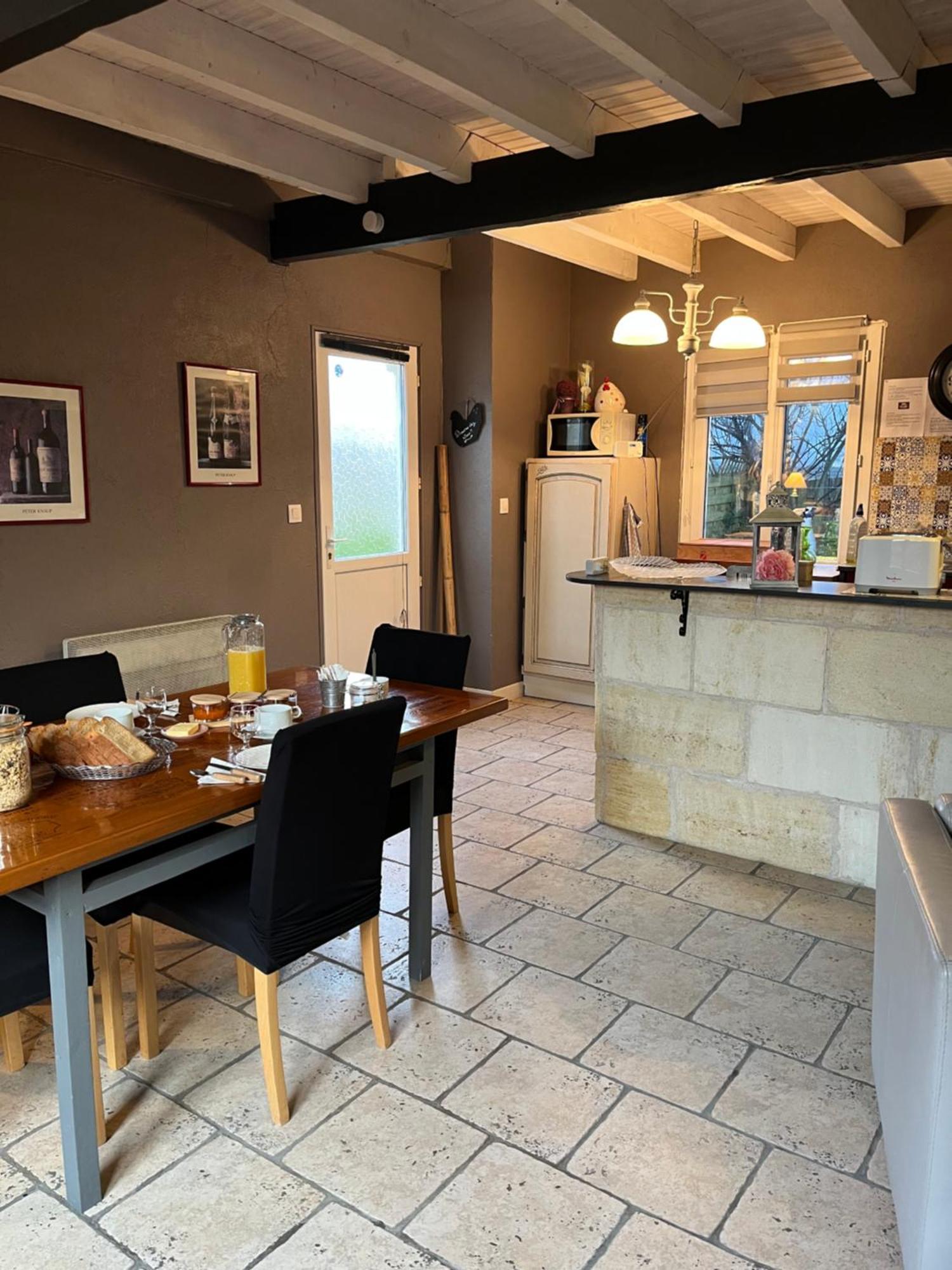 Chambres Et Gite Peyroutas " Camille" Vignonet St Emilion Kültér fotó